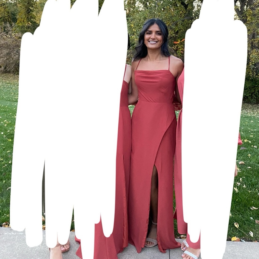 AZAZIE X KENDALL + KYLIE
Cowl Scoop Chiffon Mermaid Dress Terracotta